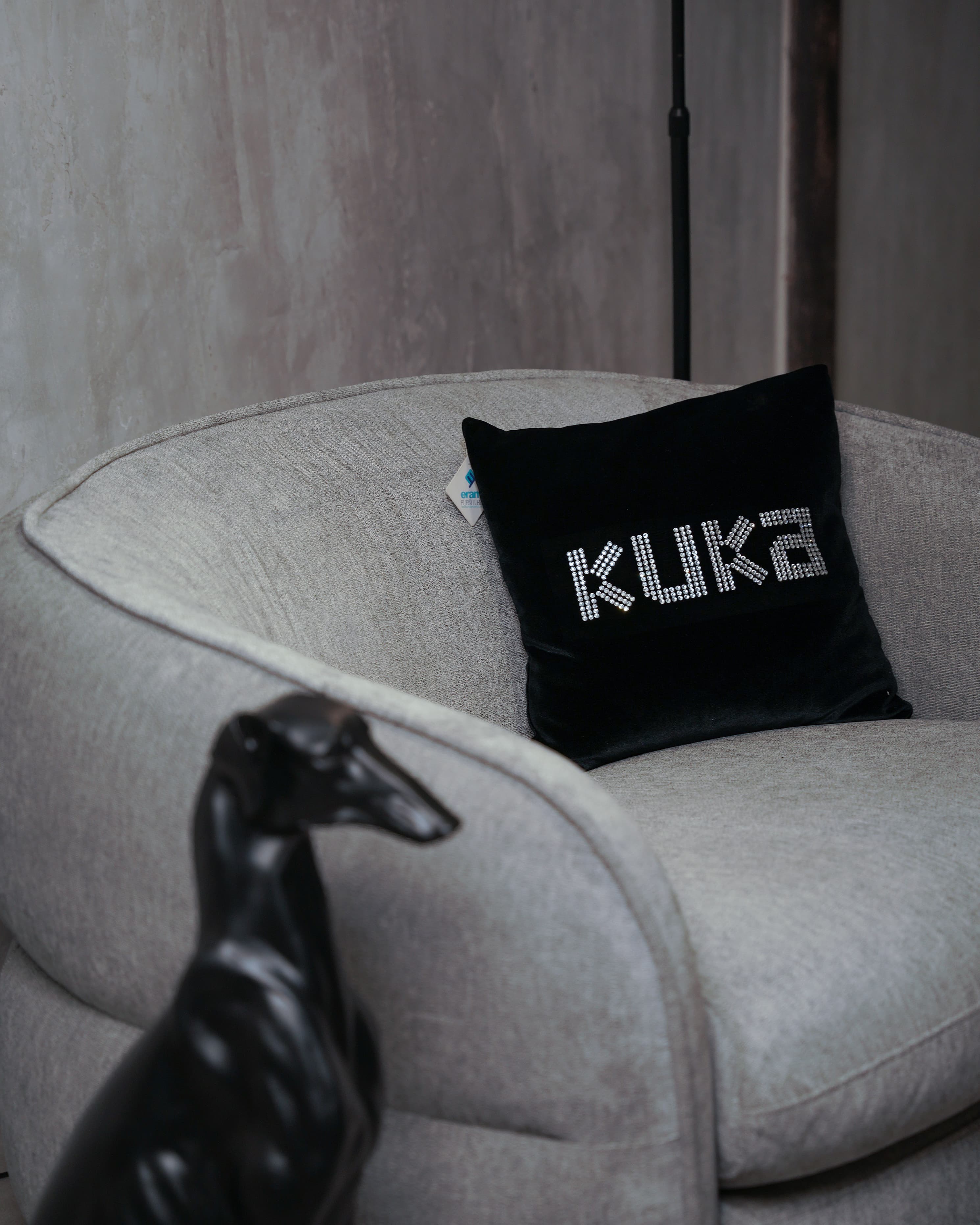 مبل دو نفره گردان کوکا (KUKA) مدل KF.8615