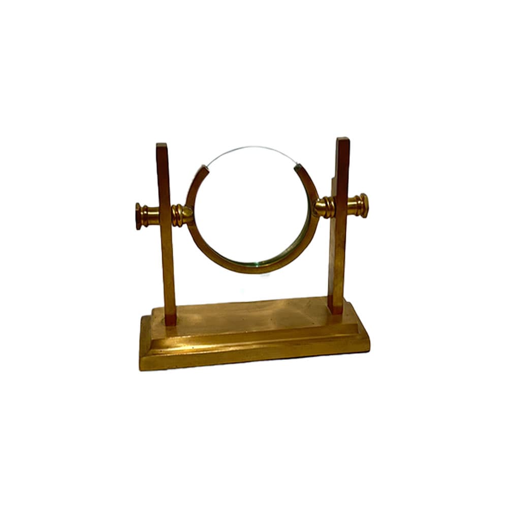 ذره بین پایه دار